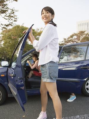 「豊田市での車検をスムーズに！安価で信頼できるサービス一覧と予約方法」